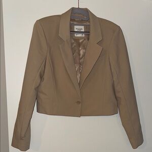 Abercrombie Tan Cropped Blazer with Notched Lapels